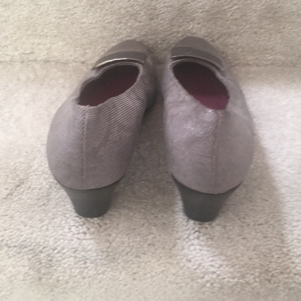 Shoes brand new.